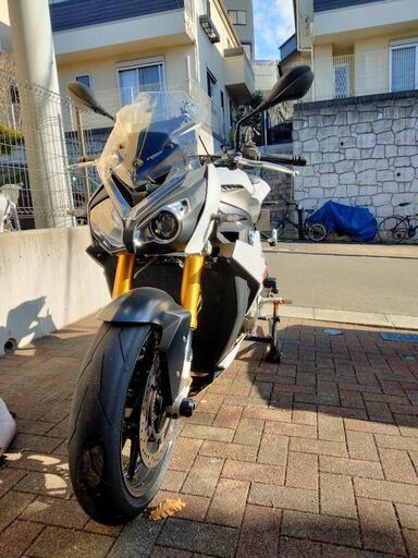 S1000R 2015年式 車検令和6年３月 走行距離少なめ 近県であれば無料で配送します S1000R 2015年式 車検令和6年3月 走行距離少なめ 近県であれば無料で