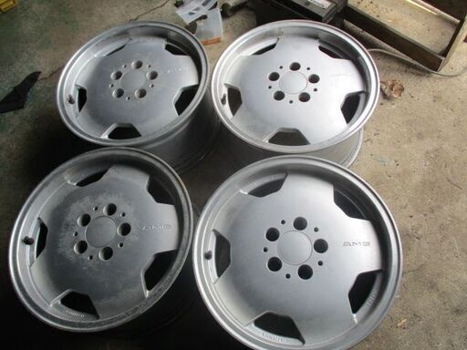 ヤングクラシツク―ベンツ純正ステアリングハンドル123-107-126他 ヤングクラシツク―ベンツ純正ステアリングハンドル123-107-126他