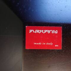 販売価格見直し済！【愛品倶楽部柏店】モデルルーム展示品 FLEXFORM　フレックスフォルム　リビングテーブル　ＦＬＹ　