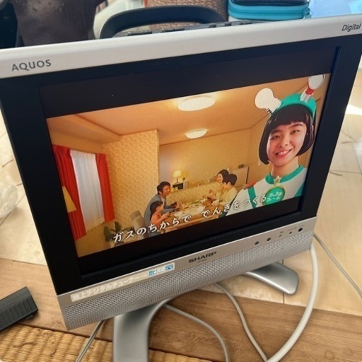 シャープ　AQUOS