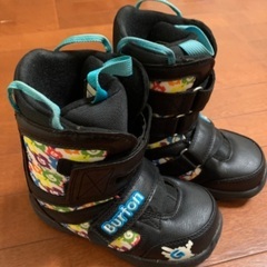 レディースのスノーボード×２・ビンディング・ブーツの４点セットです。
