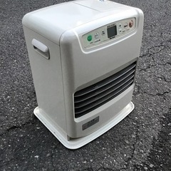 中古　ダイキン　石油ファンヒーター　3.20kW