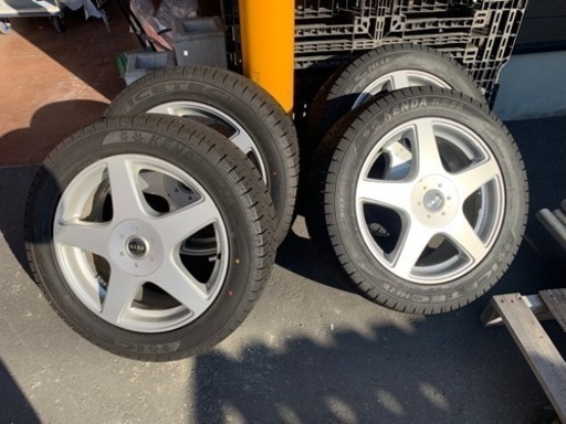 再)値下)スタッドレス215/55r17 (2021年製イボ付き)SET