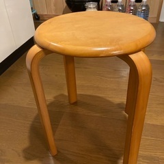 木製　丸椅子