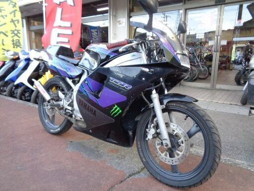 NO.4596　ＴＺＲ５０　水冷２サイクル７．２馬力エンジン　６速ギヤ　Ｋ２ＴＥＣチャンバー付き　ブラック＆パープル　☆彡
