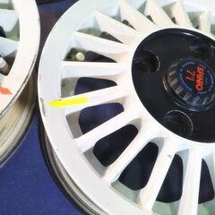 昭和【ブリヂストン製】12インチ【PCD114.3】スズキ 三菱 ミツビシ 旧 軽乗用車 旧車 ホワイト 白 BS 日本製アルミ アルト セルボ ミニカ