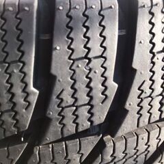 取付に行きます。ほぼ新品スタッドレスタイヤ＋アルミセット　215/45-17インチ　