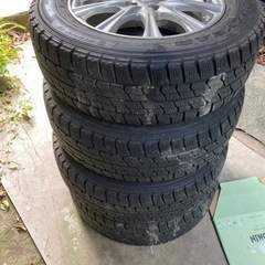 スタッドレス　アルミ付き　