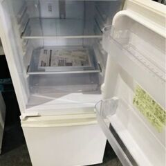 配送可能　シャープ SHARP SJ-D14B-W [冷蔵庫(137L・つけかえどっちもドア) 2ドア ホワイト系]