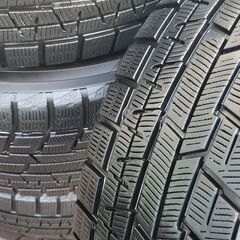 値下げしました。ベルファイヤー、アルファードにぴったし❕スタッドレス245/45/18　　バリバリ山有り　19年度制方べり、パンク修理傷無し❕