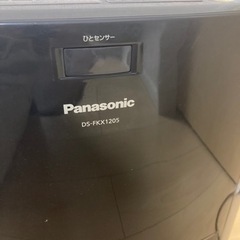 Panasonic 加湿機能付きファンヒーター　DS-FKX1205