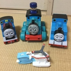 トーマス