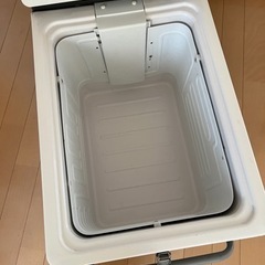 ☆小型冷凍冷蔵庫！12/24V &100Vで使えます！