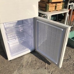 【リサイクルサービス八光　田上店　安心の3か月保証　配達・設置OK】シャープ SHARP SJ-PD27D-W [プラズマクラスター冷蔵庫 (271L・右開き) 2ドア ホワイト系]