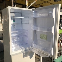 【リサイクルサービス八光　田上店　安心の3か月保証　配達・設置OK】シャープ SHARP SJ-PD27D-W [プラズマクラスター冷蔵庫 (271L・右開き) 2ドア ホワイト系]