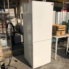 【リサイクルサービス八光　田上店　安心の3か月保証　配達・設置OK】シャープ SHARP SJ-PD27D-W [プラズマクラスター冷蔵庫 (271L・右開き) 2ドア ホワイト系]