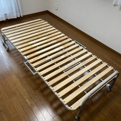 ニトリ　折り畳み式ベッドフレーム　シングル