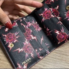 PRADA プラダ 折りたたみ財布 限定デザイン
