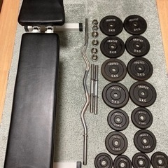 インクラインベンチ、30kgダンベル×2、EZバー - フィットネス  