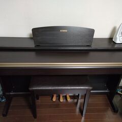 【ネット決済】動作確認済　ヤマハ電子ピアノ　YDP151（純正椅...