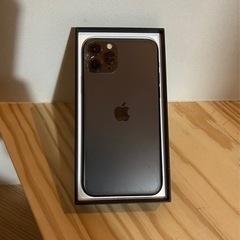 【ネット決済・配送可】iPhone11pro割れあり