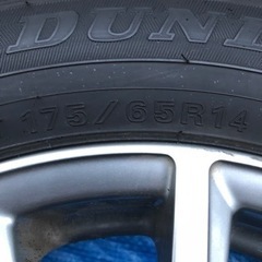 美品低走】21年製175/65/14 スタッドレスタイヤホイールセットダンロップ21