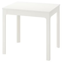 IKEA伸長式ダイニングテーブル　エーケダーレン（白）