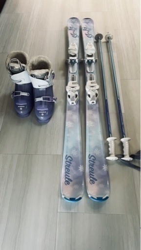 スキーセット　靴24.0センチ、板130センチ