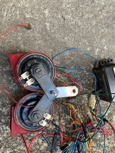 引き取り者決定 プリウス後期 純正HIDヘッドライト