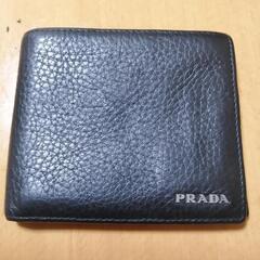 美品　PRADA財布(黒)　(お取引決定ありがとうございます)