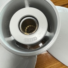 スクリュー プロペラ 13-1/2×15 未使用