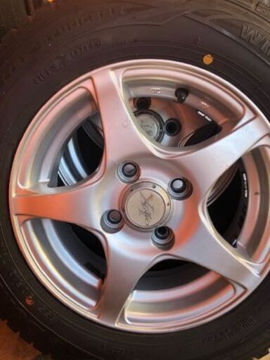 トヨタパッソなど＞冬タイヤ・スタッドレスタイヤ＆アルミホイール4本