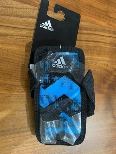 値下]adidas ランニングモバイルホルダー pechinecas.gob.pe