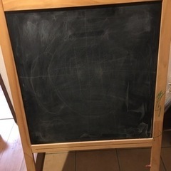 子供用黒板とホワイトボード