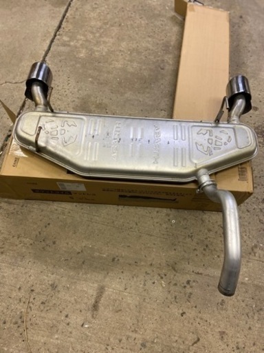 アバルト500 595 純正マフラー FIAT500 アバルト純正マフラー