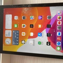 【値下げ】Apple iPad 第6世代 Wi-Fi 32GB(...