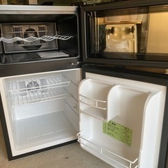 2019年製✩冷蔵庫一体型ワインクーラー♪( ´▽｀)