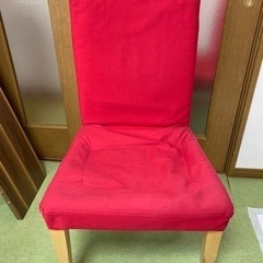 赤い椅子　イケア