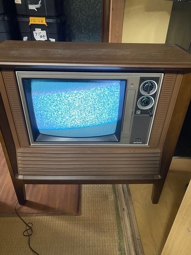 ★超レトロ★ブラウン管テレビ★通電確認済　規格外3
