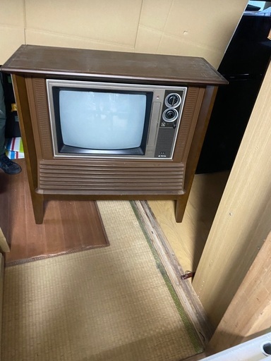 ★超レトロ★ブラウン管テレビ★通電確認済　規格外3 ☆超レトロ☆ブラウン管テレビ☆通電確認済 規格外3
