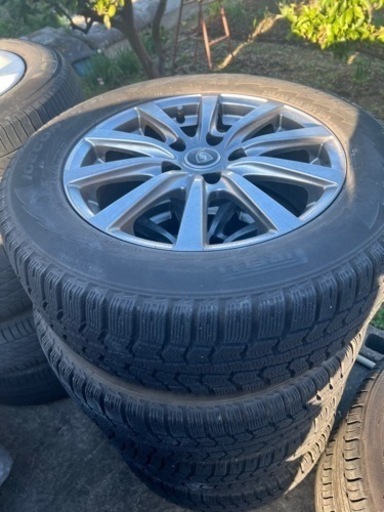 小売業者 スタッドレスタイヤ 16インチ ミニバン等に！ 