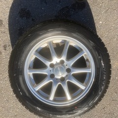 スタッドレスタイヤホイル付き4本　