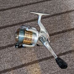 大和 DAIWA Joinus 2000　スピニングリール