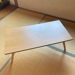 ニトリ　折りたたみテーブル　シェリル