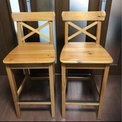 IKEAのバー・スツール トールチェア 組立式 椅子 2点セット