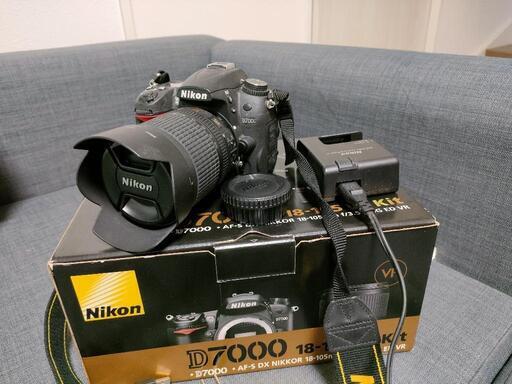 シャッター数3164 Nikon D7000 18-105 VR レンズキット