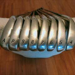 交渉可能！ダンロップSRIXONアイアン８本セット！