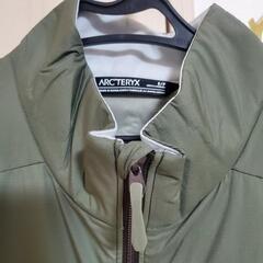 ARC’TERYXアトムSLベスト