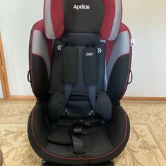 アップリカ isofix チャイルドシート　フォームフィット