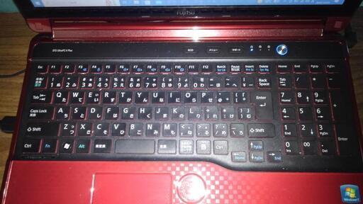 富士通高速SSD搭載メモリ増設Corei7 Blu-ray Bluetooth5